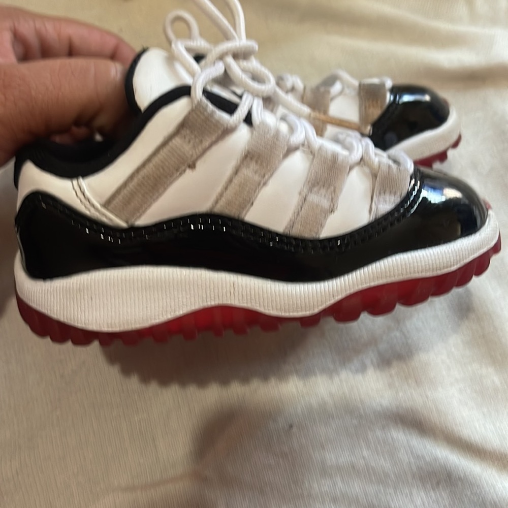 Toddler Retro Jordan 11 low